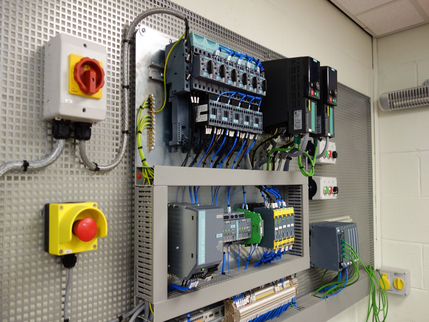 Test wall applications by Axis Controls 